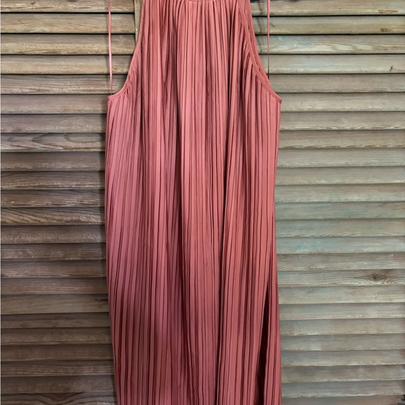 Banana Republic Pleated Pink Dress - Picture 1 of 6